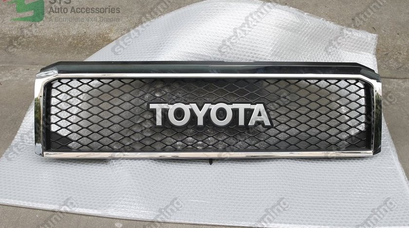 GRILA FATA TOYOTA LAND CRUISER FJ70 2007-2023 [2015 MESH TIP]