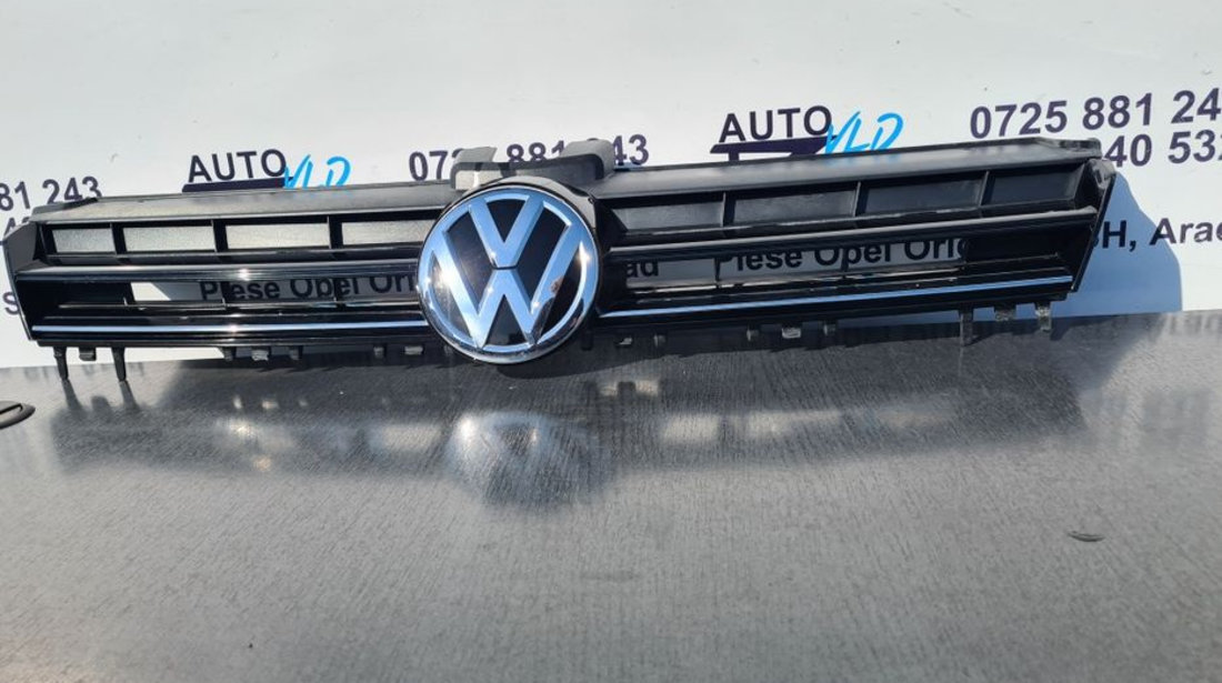 Grila fata Volkswagen Golf 7 cod 5G0853653