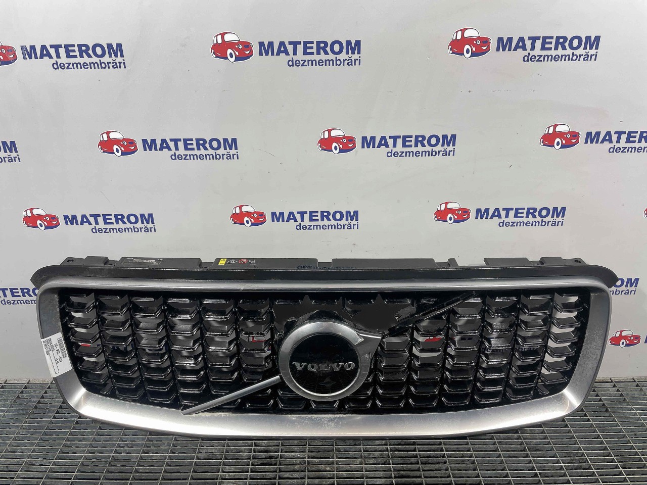 GRILA FATA VOLVO XC 90 - - (2015 2022)