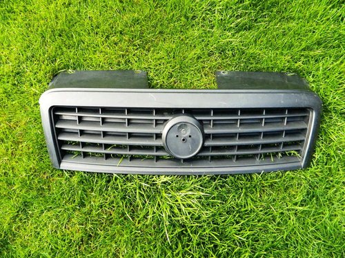 Grila  Fiat Doblo 2001-2009 cod 735395576