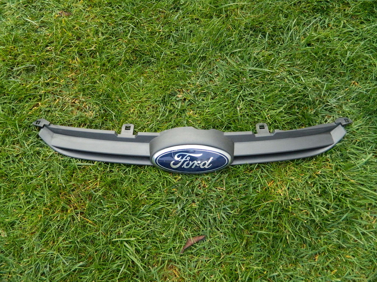 Grila Ford Fiesta model 2008-2012 cod-8A618200B