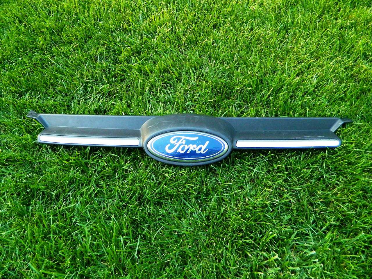 Grila Ford Focus 3 model 2012-2014 cod BM51-BA133
