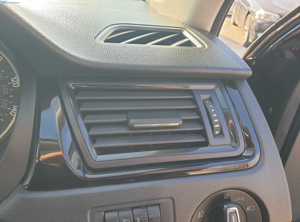 Grila Gura Aer Aerisire Ventilatie Bord Dreapta Skoda Rapid 2012 - 2017 [K4395]