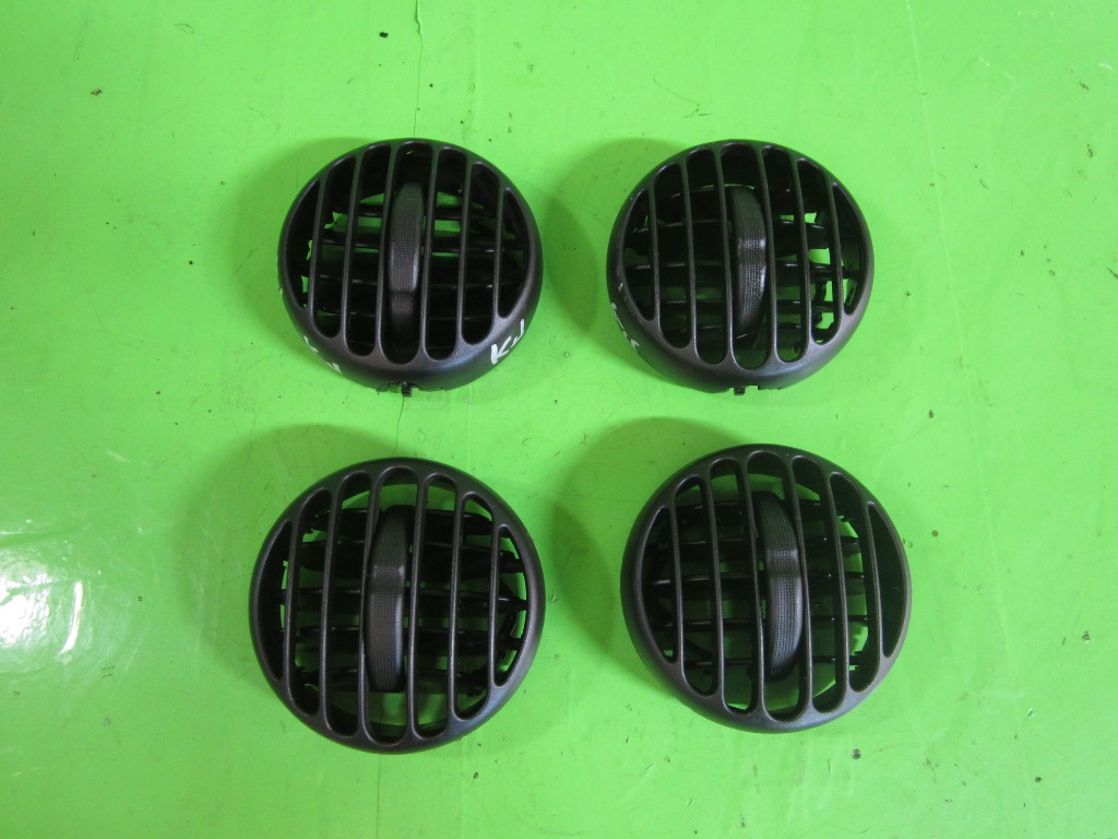 GRILA / GURA AERISIRE BORD JEEP CHEROKEE KJ LIBERTY 4x4 FAB. 2001 - 2008 ⭐⭐⭐⭐⭐
