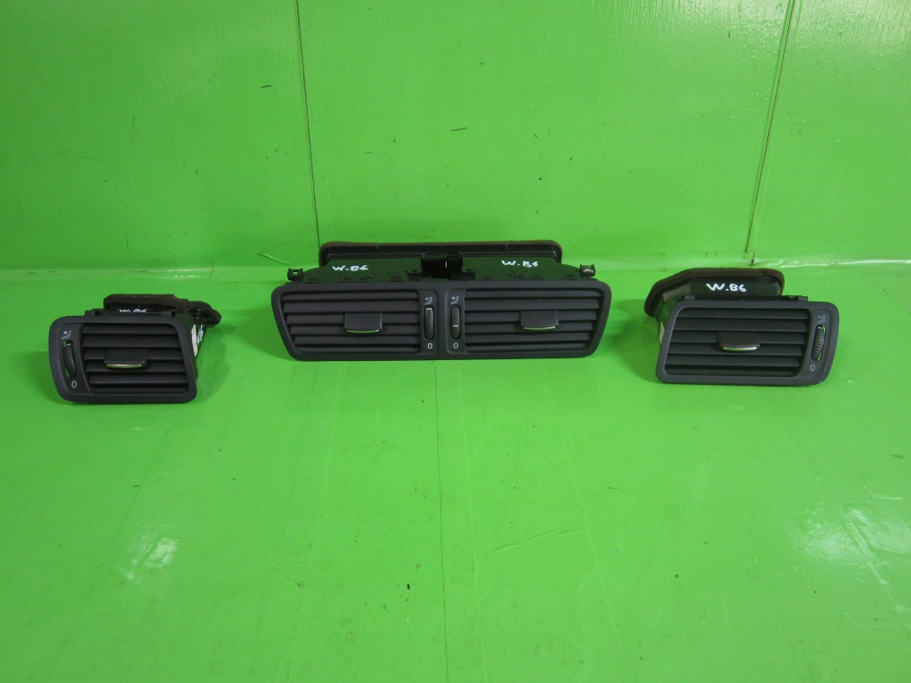 GRILA / GURA AERISIRE BORD VW PASSAT B6 FAB. 2005 - 2010 ⭐⭐⭐⭐⭐