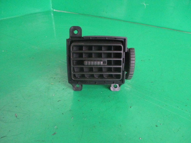 GRILA / GURA VENTILATIE STANGA BORD NISSAN X-TRAIL FAB. 2001 - 2007 ⭐⭐⭐⭐⭐