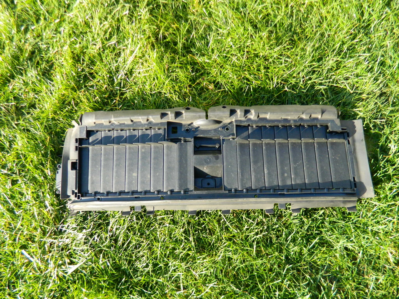 Grila hota Mercedes E-Class W213 cod A2135002300