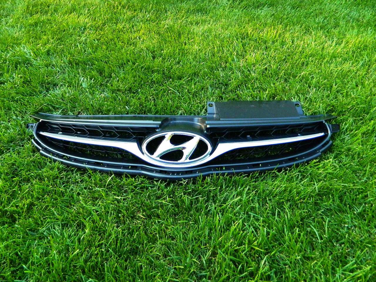 Grila Hyundai Elentra model 2011-2014 cod 86351-3X700