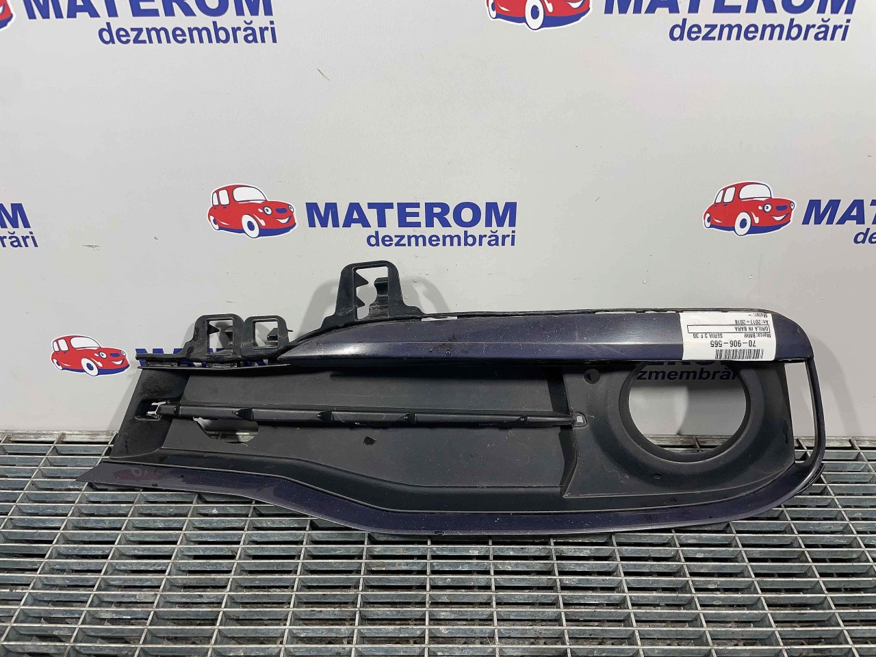 GRILA IN BARA BMW SERIA 3 F 30 SERIA 3 F 30 - - (2011 2018)