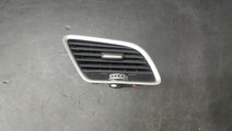 Grila interior aerisire dreapta audi q3 8u 8u18209...