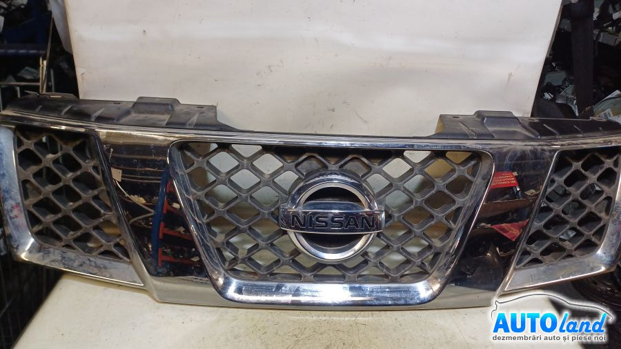 Grila Intre Faruri 2310ebxxx Nissan NAVARA D40 2004