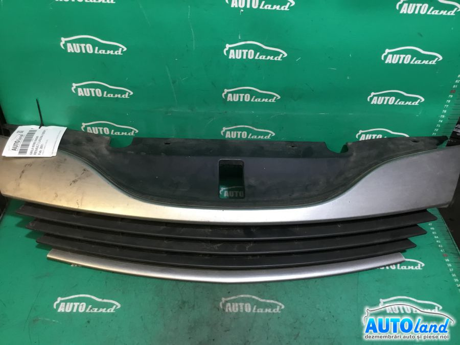 Grila Intre Faruri 8200012581 Renault LAGUNA II BG0/1 2001