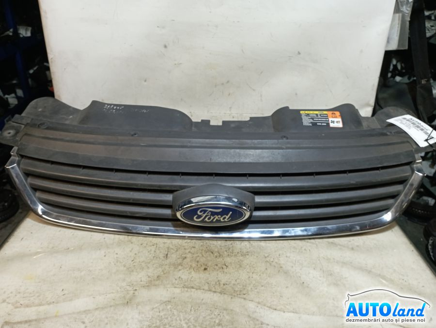 Grila Intre Faruri 8v41r7081a Ford KUGA I 2008-2010
