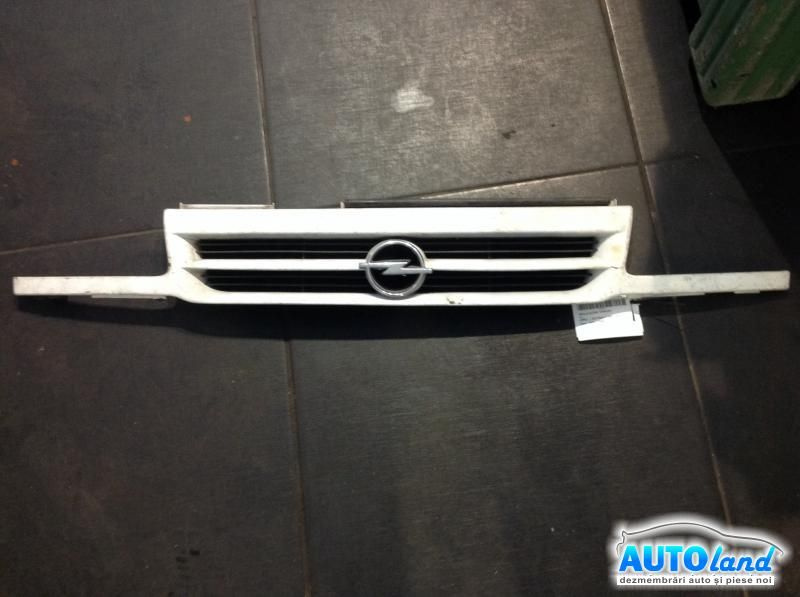 Grila Intre Faruri Alba Opel ASTRA F 56 ,57 1991-1998