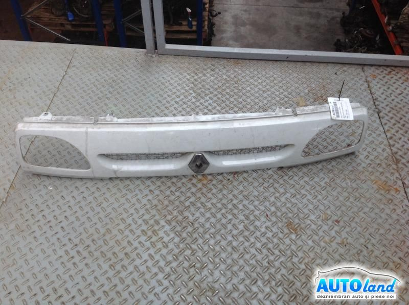 Grila Intre Faruri Express Renault EXTRA Van F40 ,G40 1985-1998