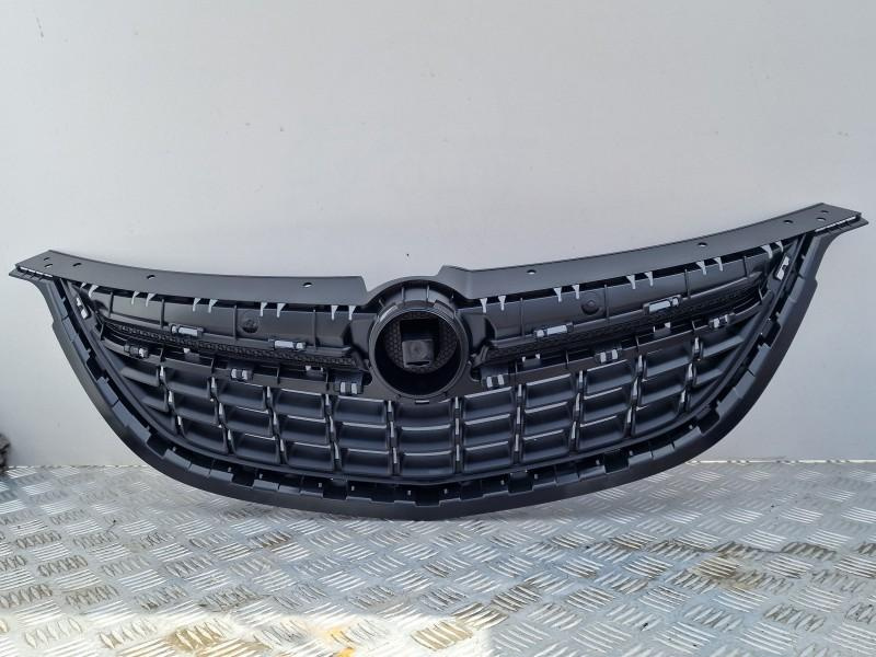 Grila masca radiator Opel Zafira C Tourer 2011-2016 13360826