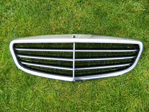 Grila Mercedes C-Class W205 model 2014-2015 cod A2058802683