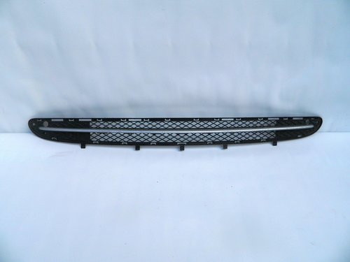 Grila Mercedes C-Classe W203 cod A2038851323