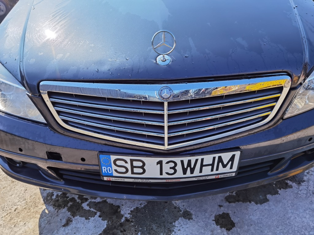 Grila Mercedes C220 cdi w204