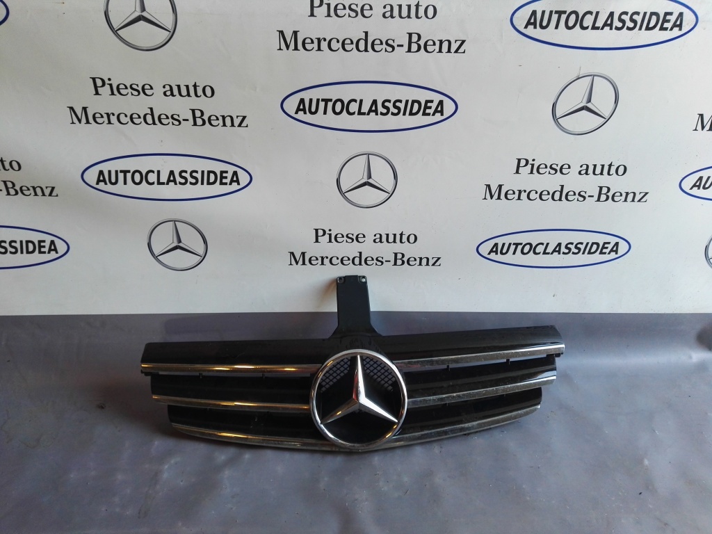 Grila Mercedes clk w209