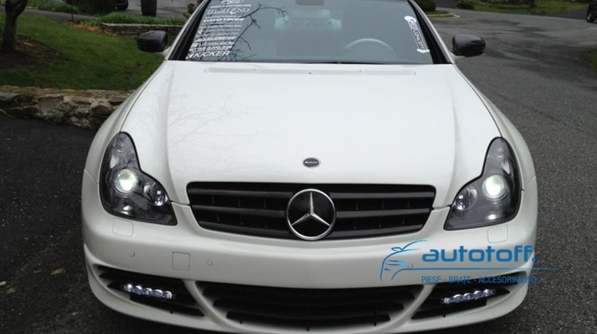 Grila Mercedes CLS C219 (2004-2010) cu stema inclusa