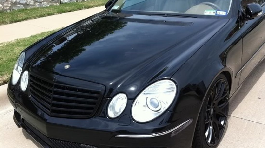 Grila Mercedes E Class W211 (2002-2009) Facelift