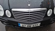 Grila Mercedes E class w211 Facelift Avantgarde