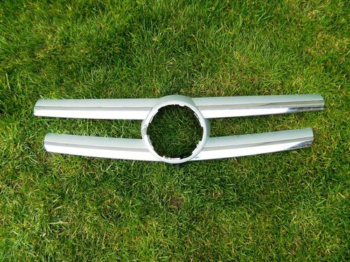 Grila Mercedes GL X166 model 2013-2015 cod A1668800385