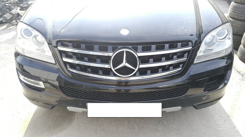 Grila Mercedes ML320 cdi w164 neagra