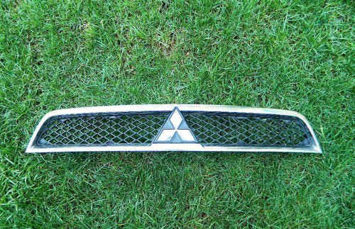 Grila Mitsubishi Lancer model 2008-2013 cod 7450A093