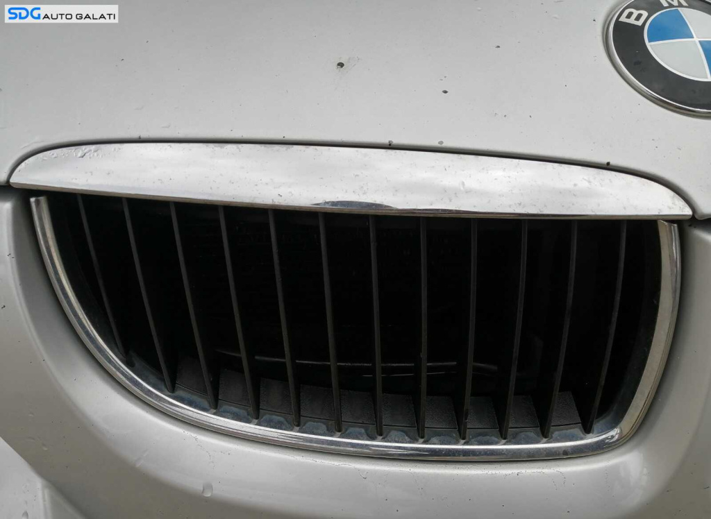 Grila Nara Dreapta Capota Motor Spoiler Bara Fata BMW Seria 3 E90 E91 2004 - 2010