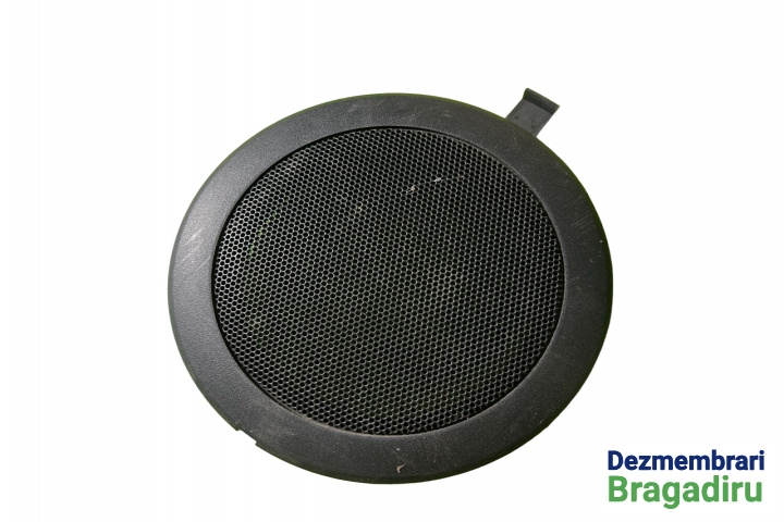 Grila / Ornament boxa dreapta fata Mitsubishi Outlander [2001 - 2008] Crossover 2.4 AT 2WD (160 hp)