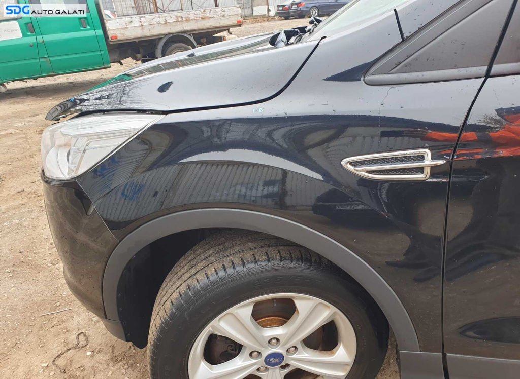 Grila Ornament Nichel Crom de pe Aripa Stanga Fata Ford Kuga 2 2012 - 2019
