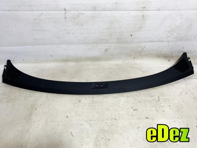 Grila / ornament plansa bord Audi A6 (2010-2018) [4G2, C7] 4G0857051