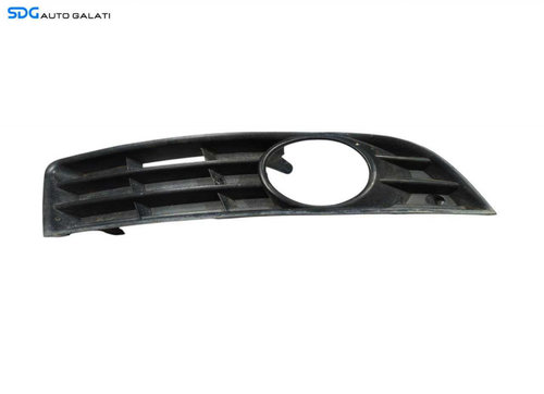 Grila Ornament Proiector Dreapta Bara Fata Volkswagen Passat B6 2005 - 2010 [LR1312]