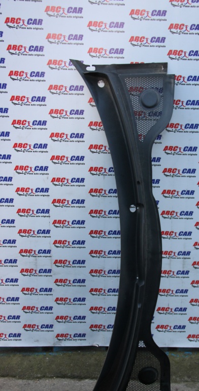 Grila parbriz Audi Q3 8U cod: 8U1819403 model 2014