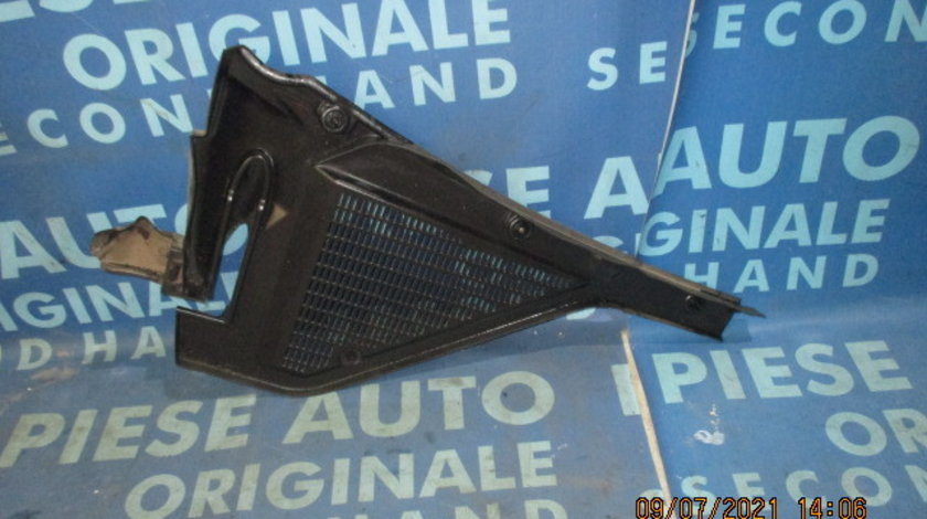 Grila parbriz BMW E71 X6;  6945583 // 6945584 (stanga Fisurat)