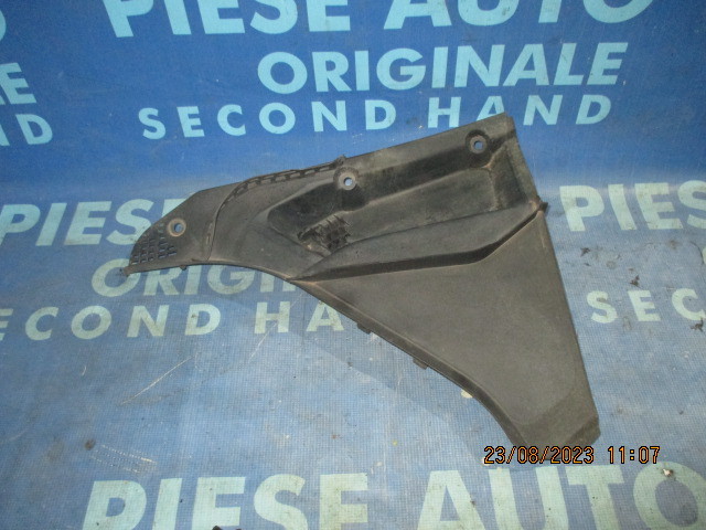Grila parbriz BMW F10 2010;  6987606