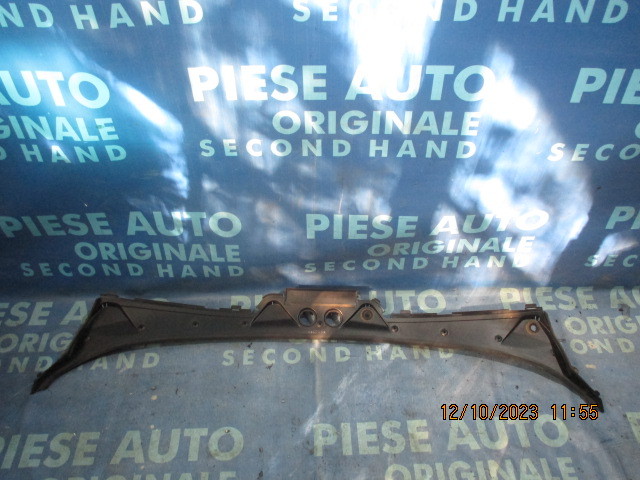 Grila parbriz BMW F20 2012; 7240679 (volan dreapta)