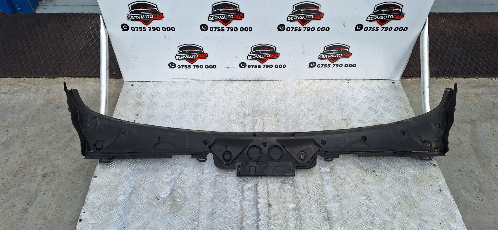 Grila parbriz BMW Seria 3 (2012-2019) [F31] 2.0 Motorina 2018, 7258177