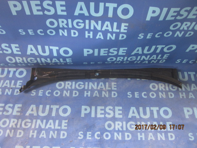Grila parbriz Hyundai Accent 1995