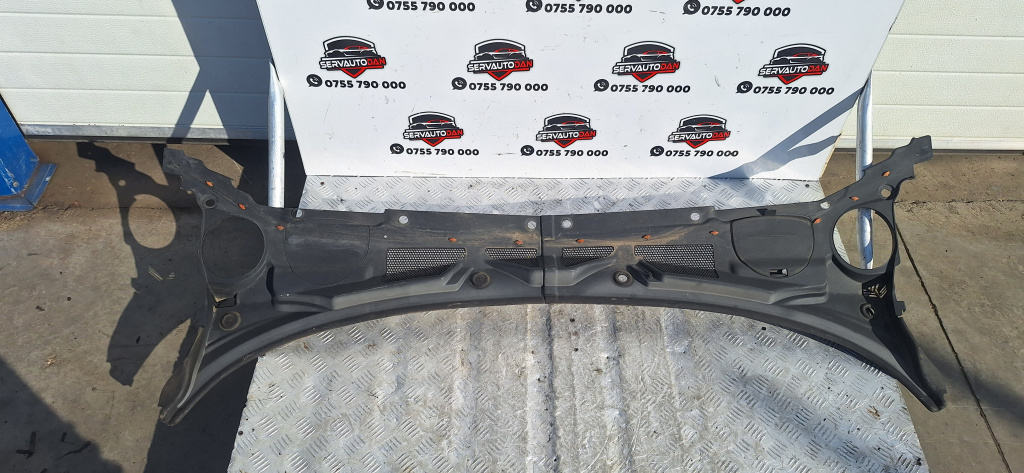 Grila parbriz Jaguar XF (2008-2015) [X250] 3.0 Motorina 2011, CX23-F02IB45-CA / CX23-F02IB44-CA
