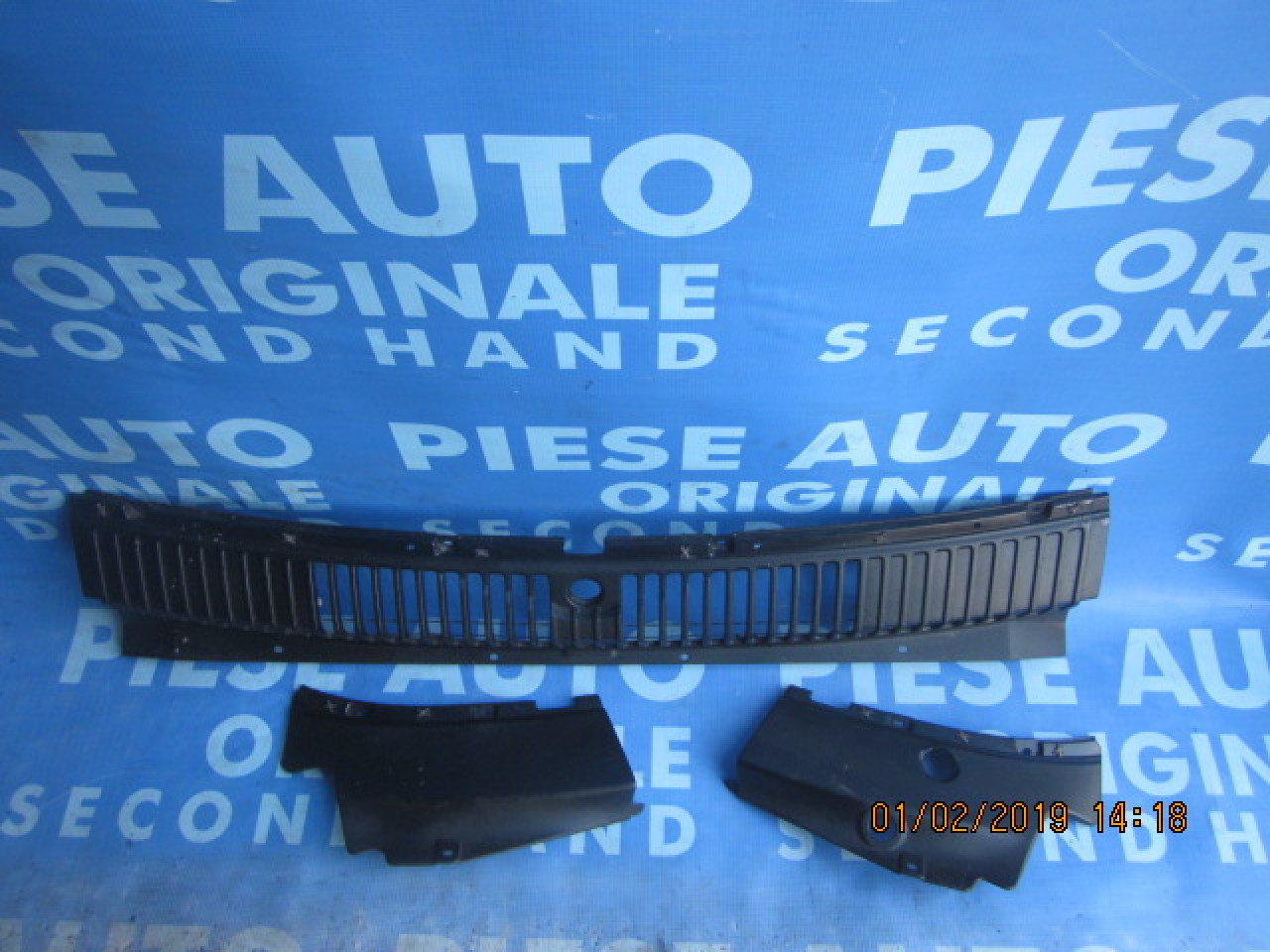 Grila parbriz Land Rover Range Rover; ECL100220