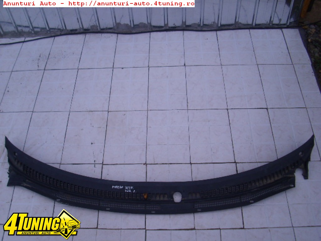 Grila parbriz Mazda 323F