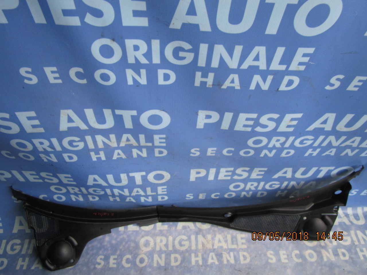 Grila parbriz Renault Laguna ; 8200002154
