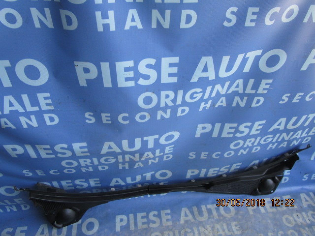 Grila parbriz Renault Laguna; 8200002155