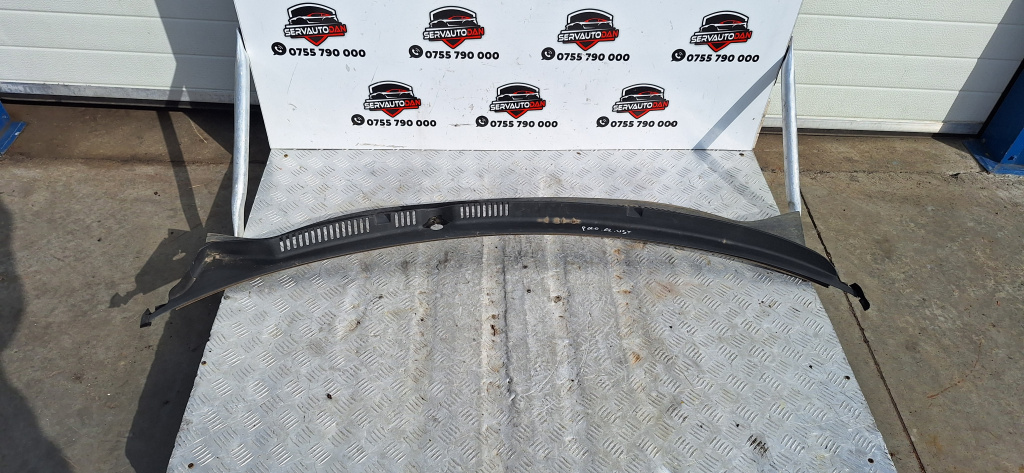 Grila parbriz Volkswagen Polo 4 (2001-2005) 1.4 Motorina 2004, 6Q1819415B