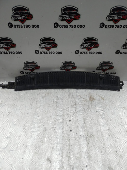 Grila parbriz Volkswagen Sharan (2000-2010) 1.9 Motorina 2003, 7M3853185B