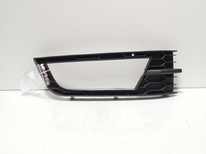 Grila proiectoare dreapta, cod 5E0807682, Skoda Octavia 3 (5E3) (id:688235)