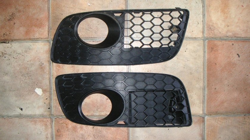 Grila Proiector bara fata VW Golf 5 GTI (2003-2009), Jetta (2005-2010)